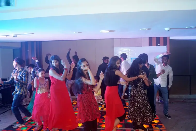 TCR Advanced celebrates milestone year 2015-16